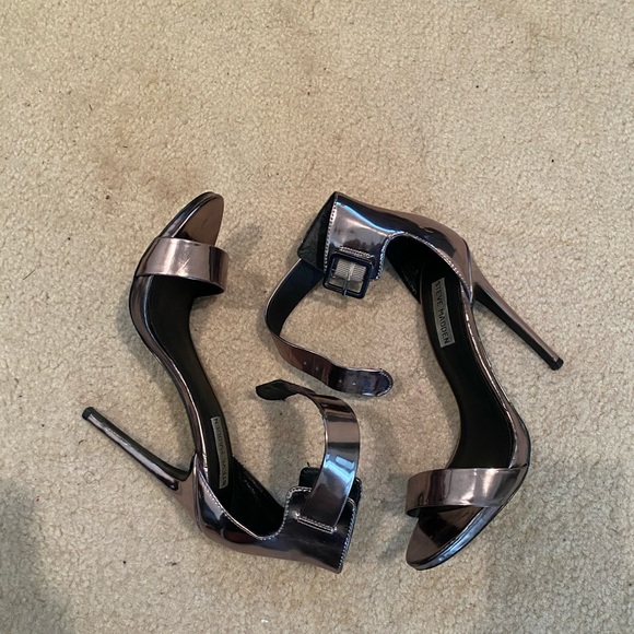 steve madden pewter heels